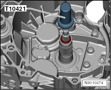 Volkswagen Passat. 7 Gang-Doppelkupplungsgetriebe 0CW